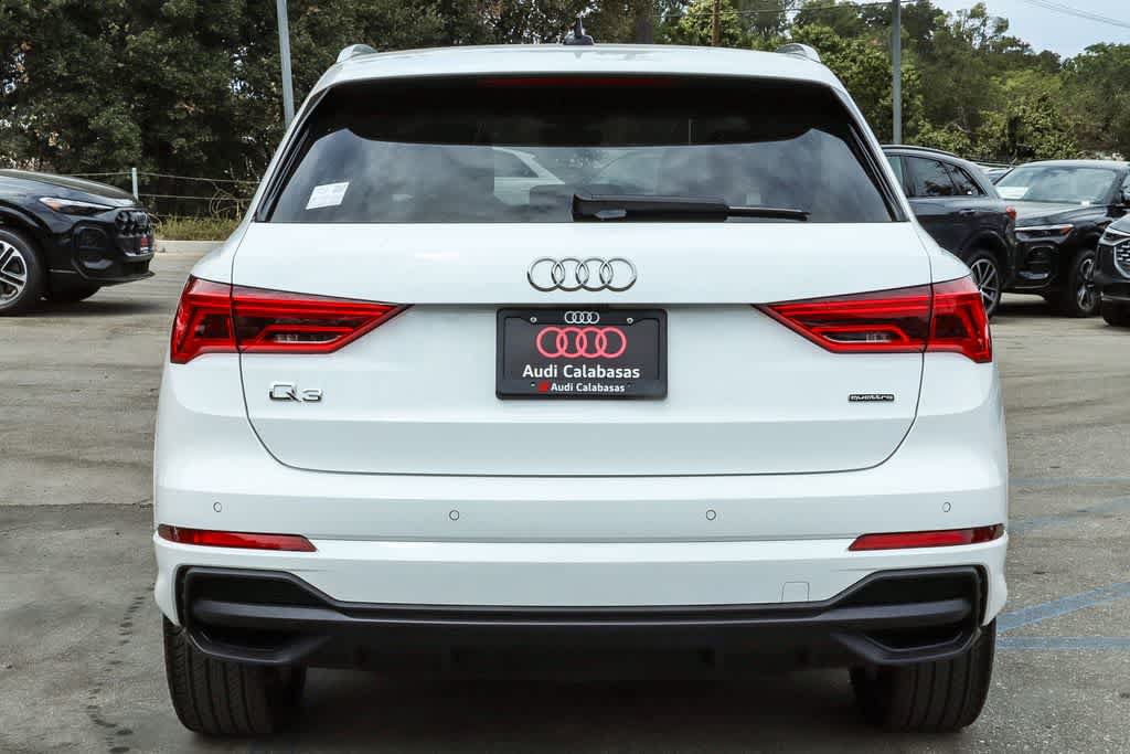 Used 2023 Audi Q3 2.0T Premium w/ Convenience Package AWD/4WD image 10