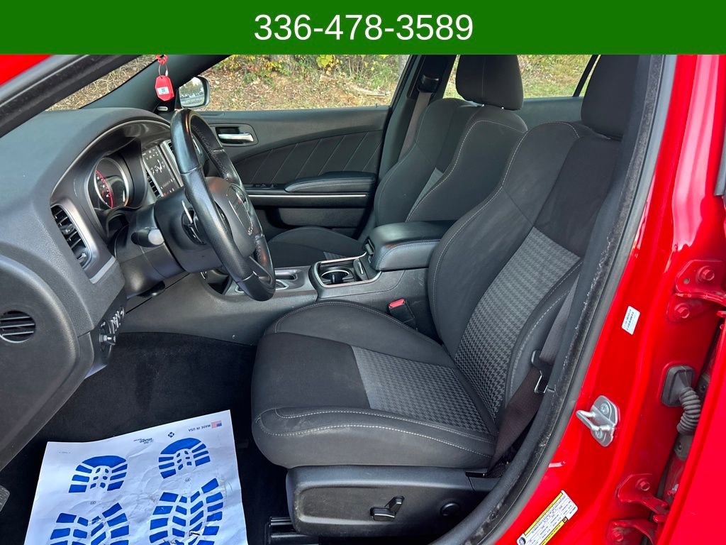 Used 2022 Dodge Charger GT image 9