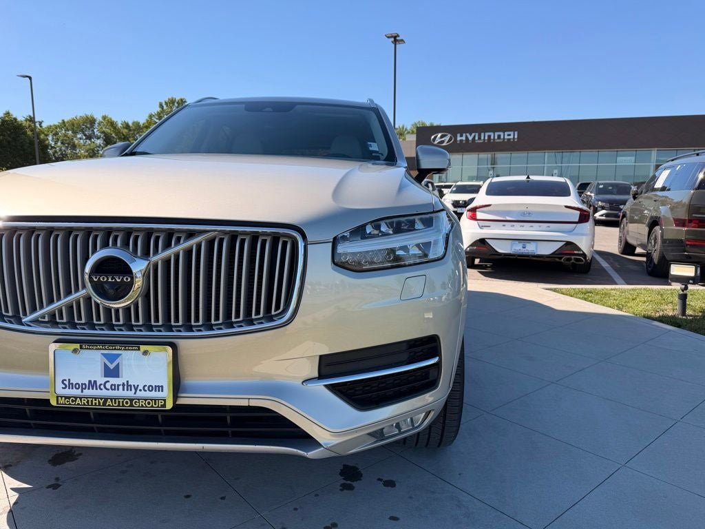Used 2016 Volvo XC90 T6 Inscription w/ Protection Package Plus AWD/4WD image 9