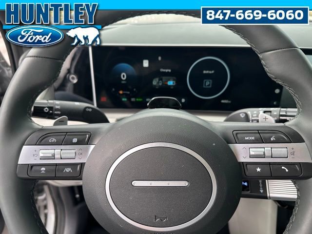 Used 2025 Hyundai Tucson Limited AWD/4WD image 28