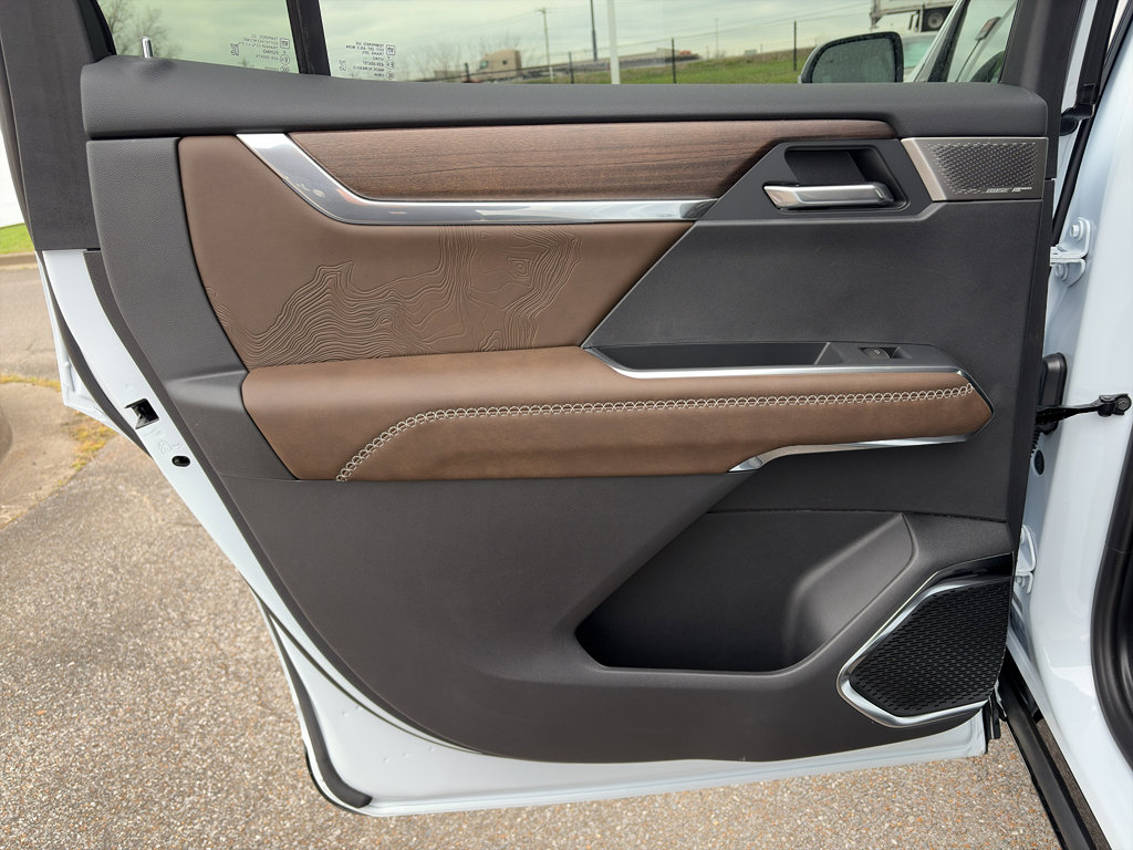 Used 2026 GMC Acadia Denali Ultimate w/ LPO, Floor Liner Package image 12