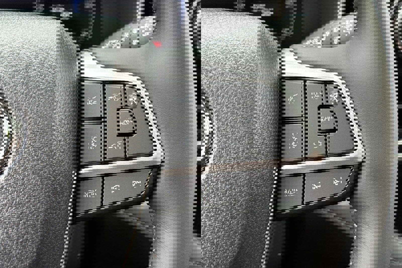 New 2025 Toyota Highlander Limited image 30