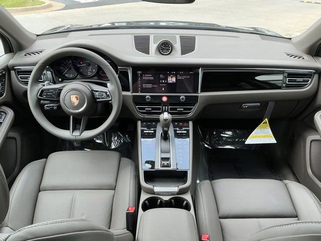 New 2025 Porsche Macan image 13