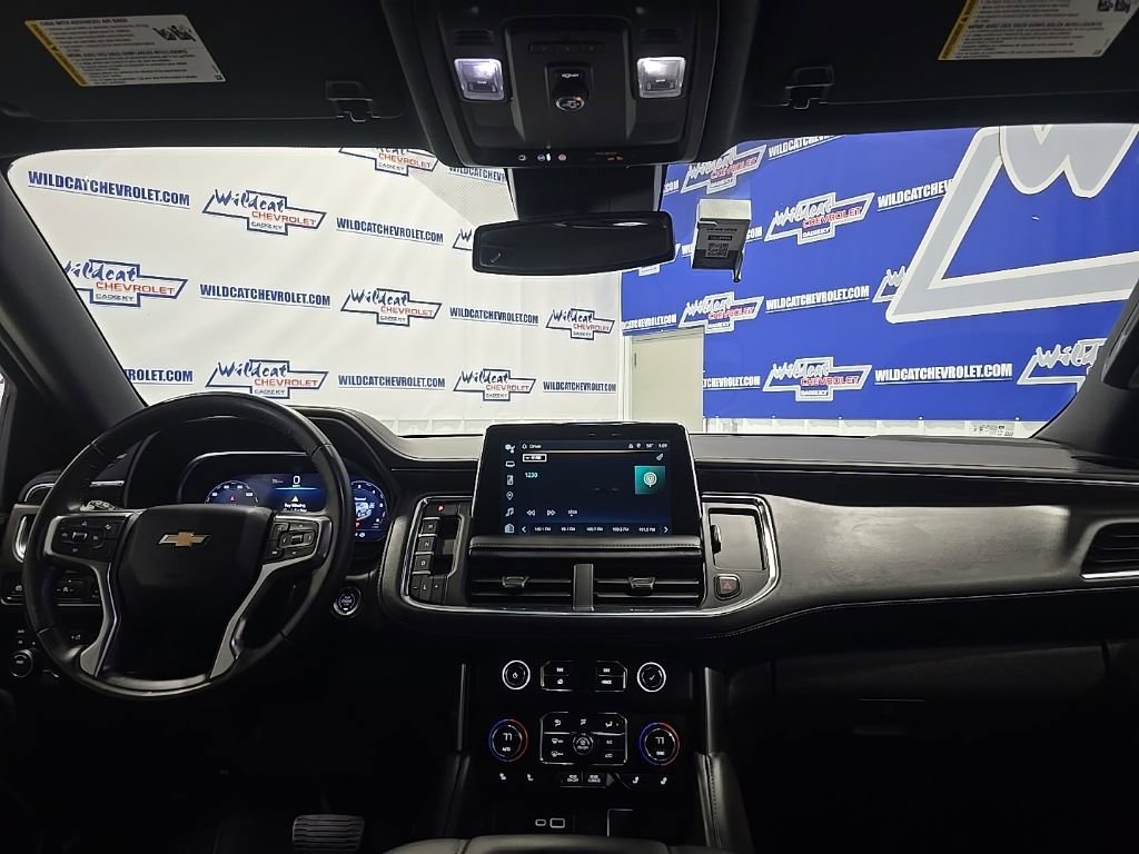 Used 2024 Chevrolet Suburban LT image 30