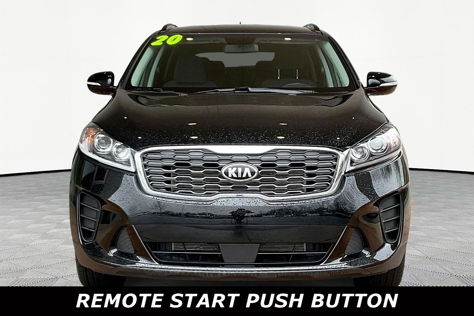 Used 2020 Kia Sorento S image 2