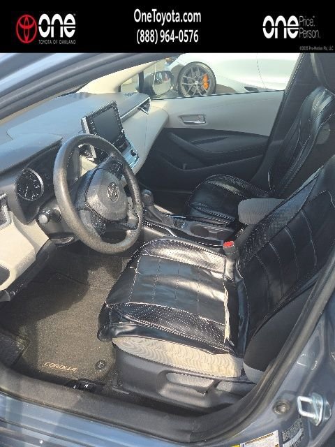 Used 2021 Toyota Corolla LE w/ Carpet Mat Package (TMS) FWD image 1