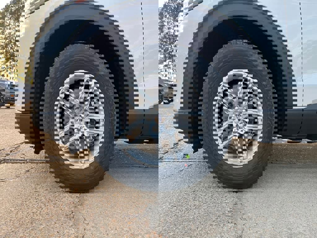 New 2026 Ford Explorer Active image 24