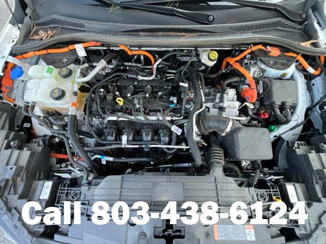 Used 2025 Ford Escape SE FWD image 32
