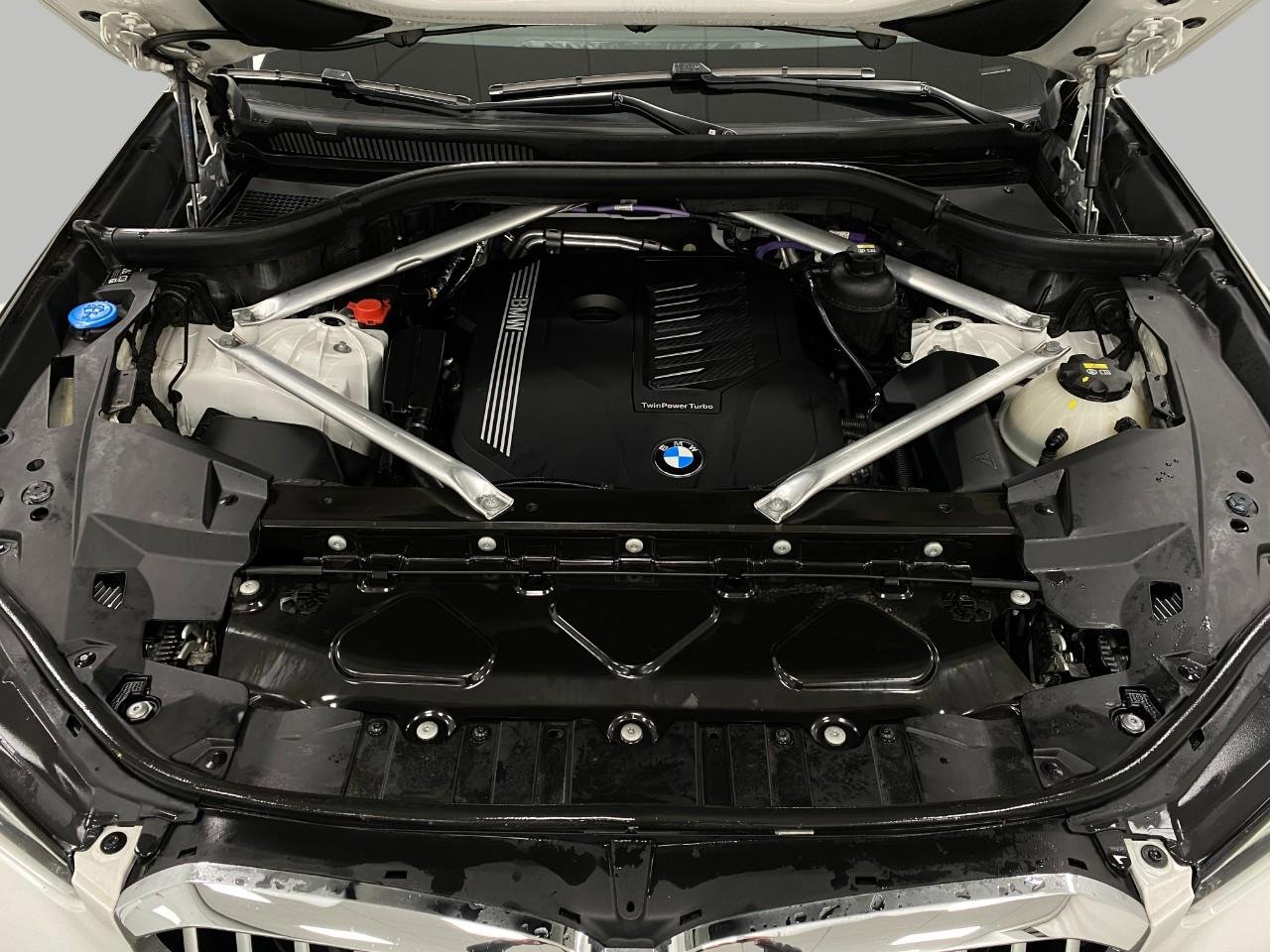 Certified 2022 BMW X5 xDrive40i image 13