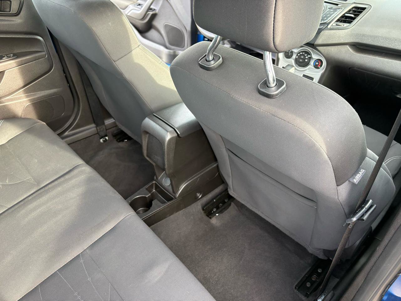 Used 2019 Ford Fiesta SE FWD image 41