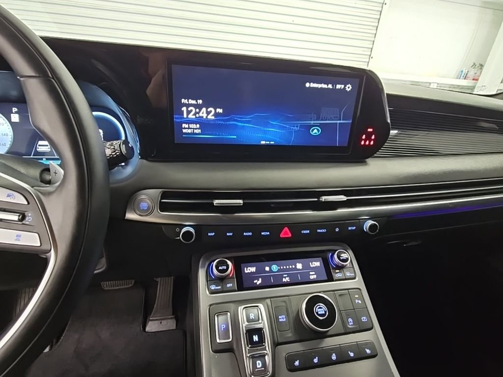 Used 2024 Hyundai Palisade Calligraphy image 13