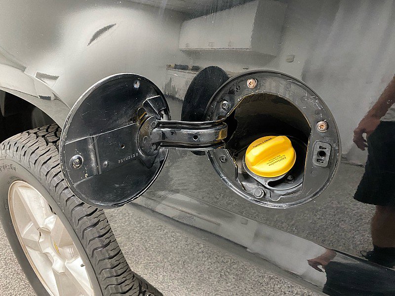 Used 2007 Chevrolet Avalanche LS image 24