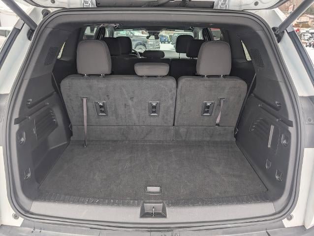 Used 2025 GMC Acadia Elevation AWD/4WD image 11