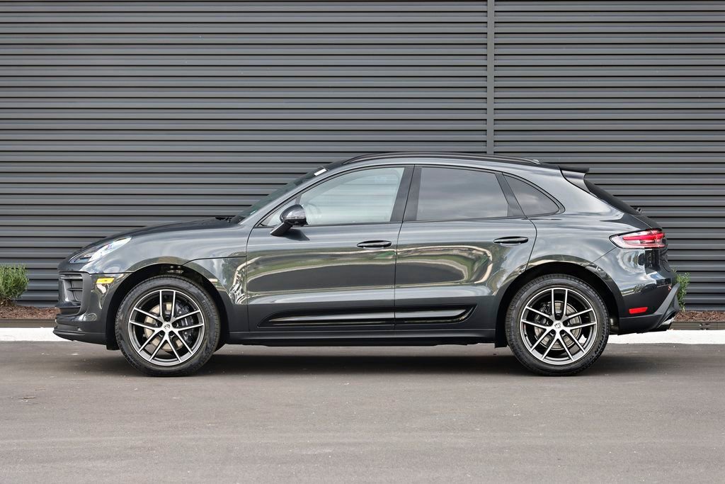 Certified 2026 Porsche Macan image 2