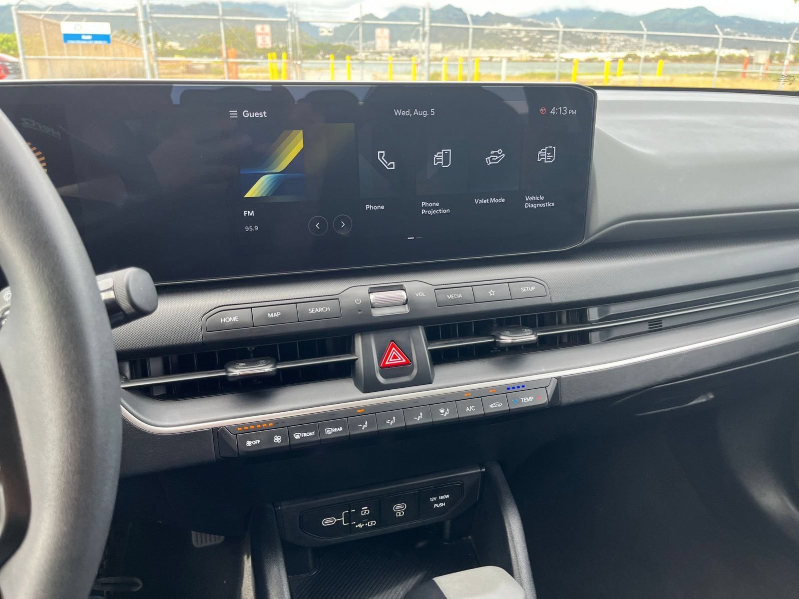 Used 2025 Kia K4 FWD image 16