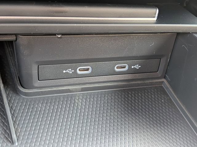 New 2026 Volkswagen Atlas Cross Sport SE image 12