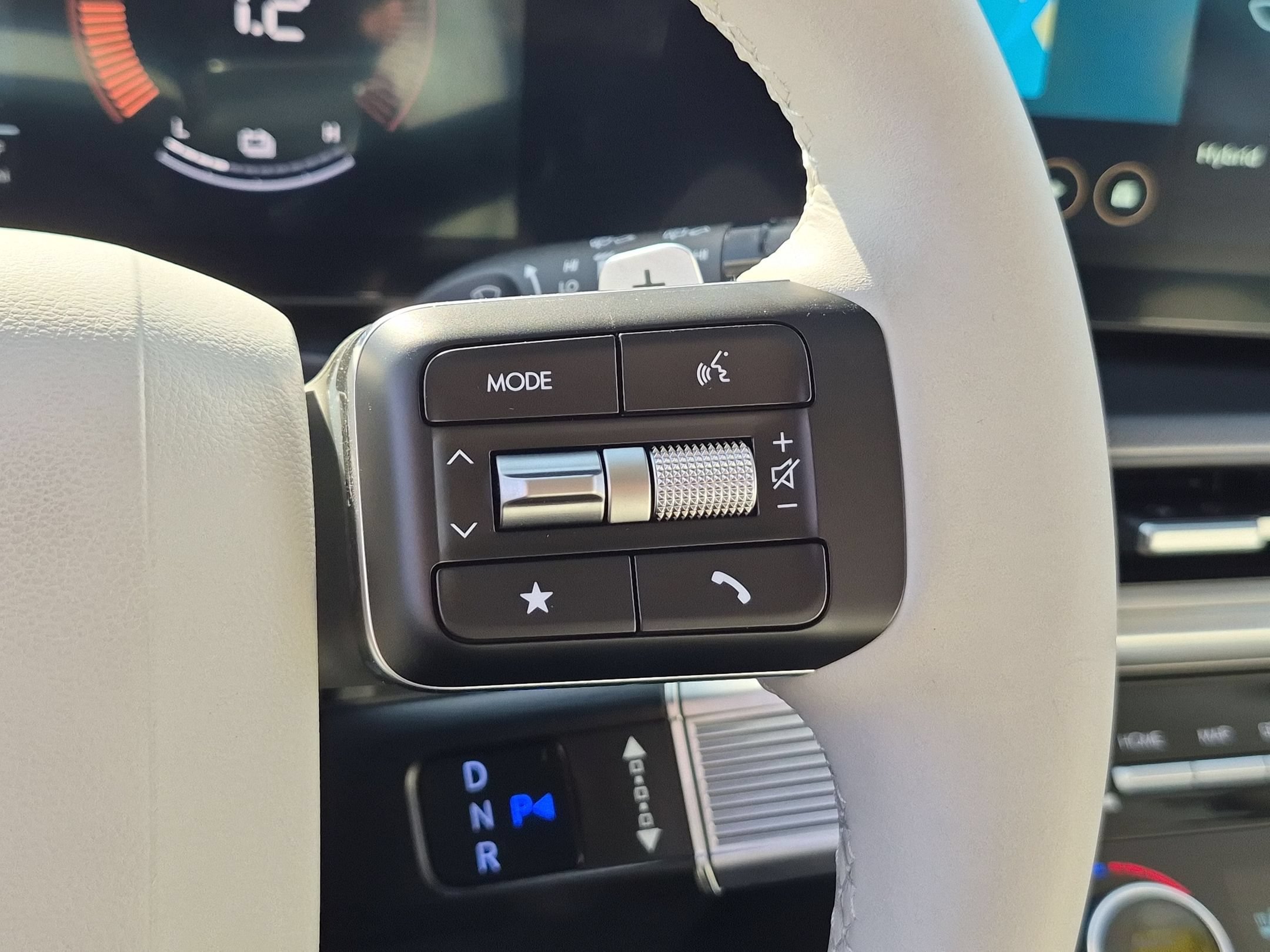 New 2026 Hyundai Santa Fe SEL FWD image 17
