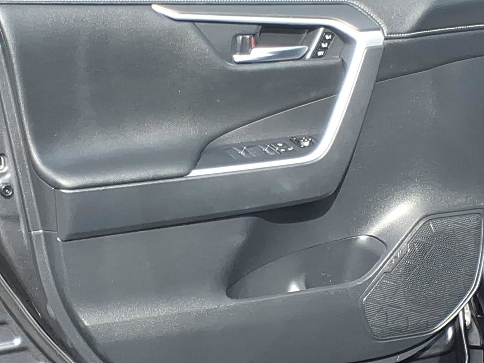 Certified 2025 Toyota RAV4 Limited w/ Advanced Technology Package image 13