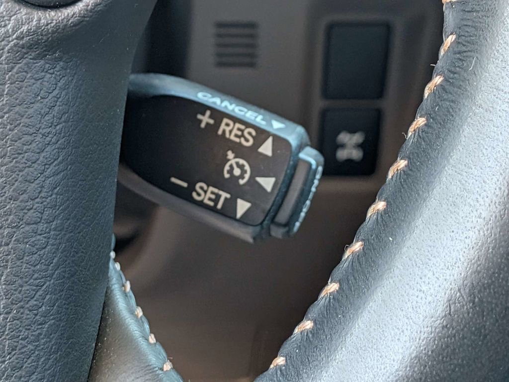 Used 2014 Lexus GX 460 w/ Premium Package image 30