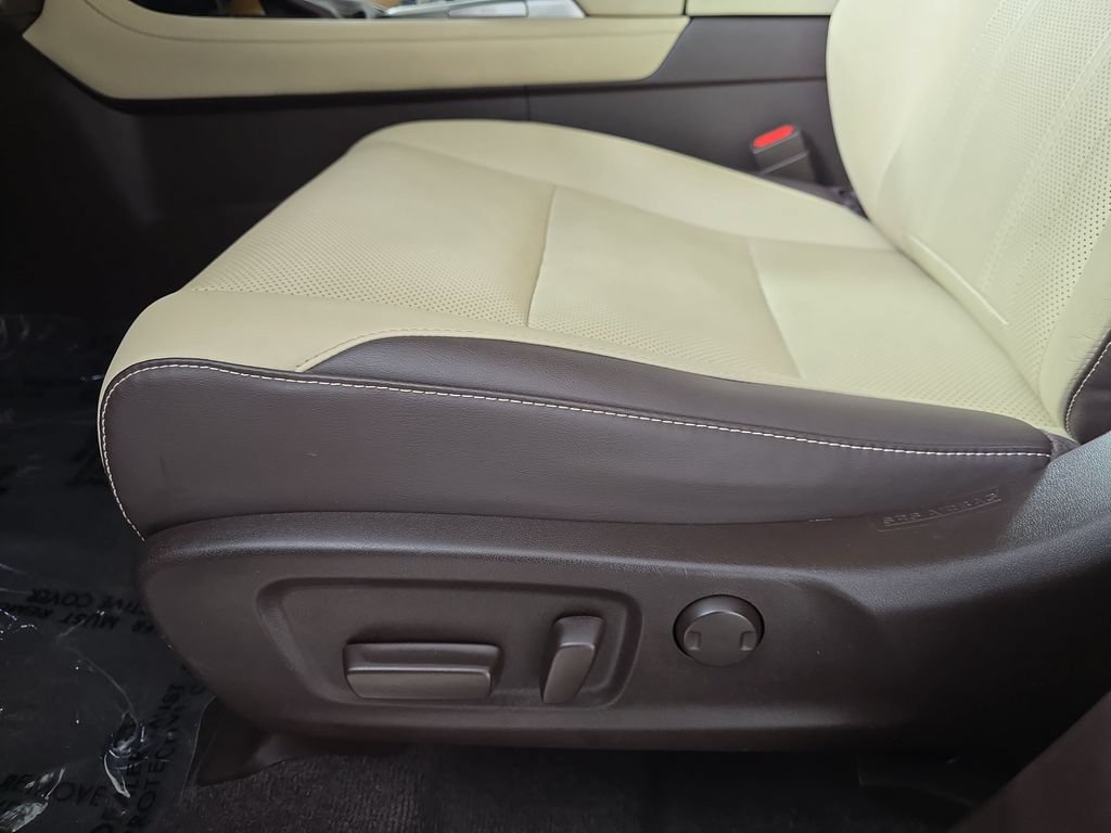 Used 2019 Lexus RX 350L AWD image 33