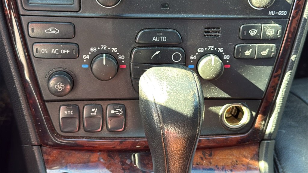 Used 2006 Volvo S60 2.5T image 9