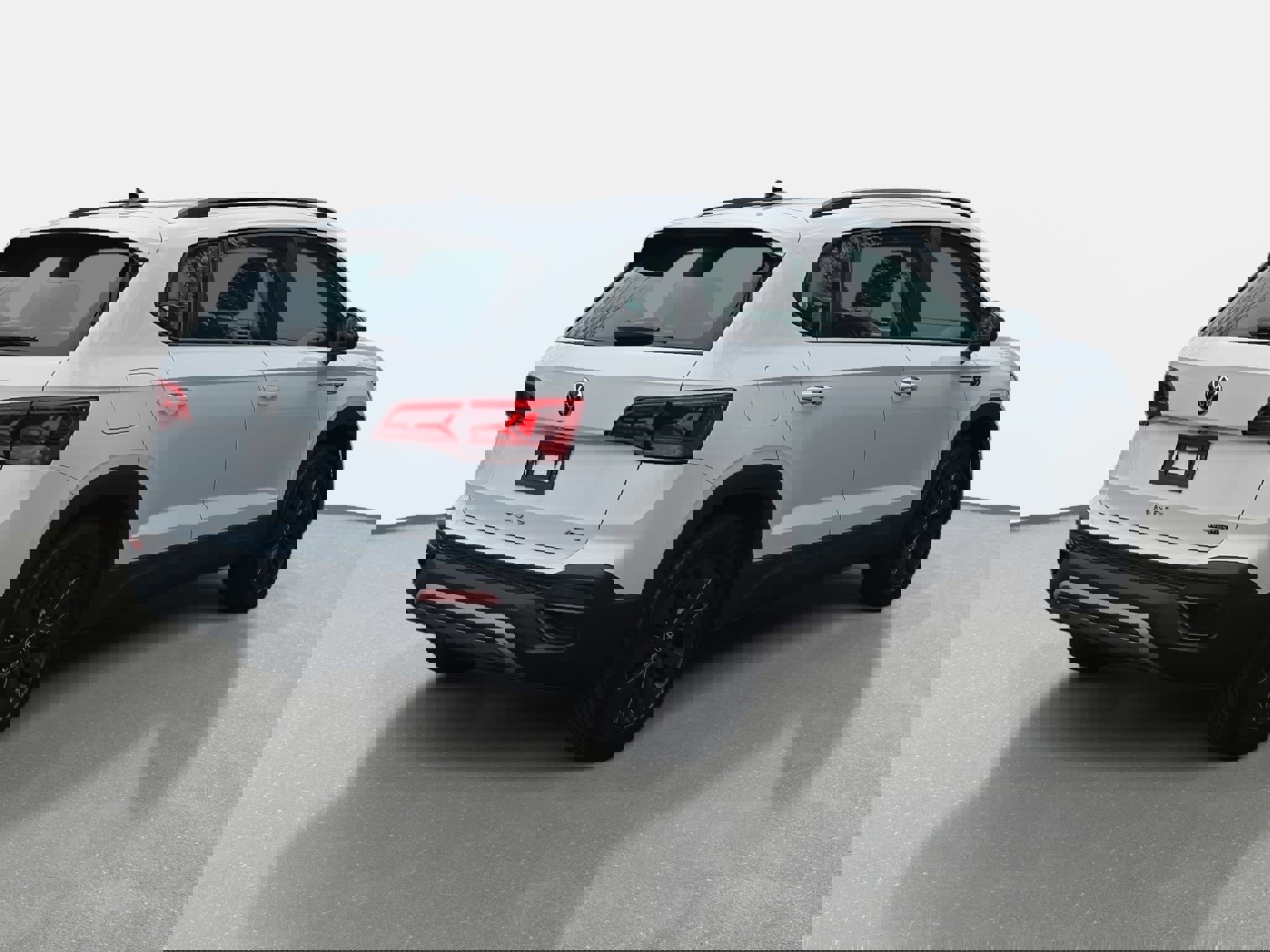 Certified 2022 Volkswagen Taos S w/ IQ Drive S Package image 3