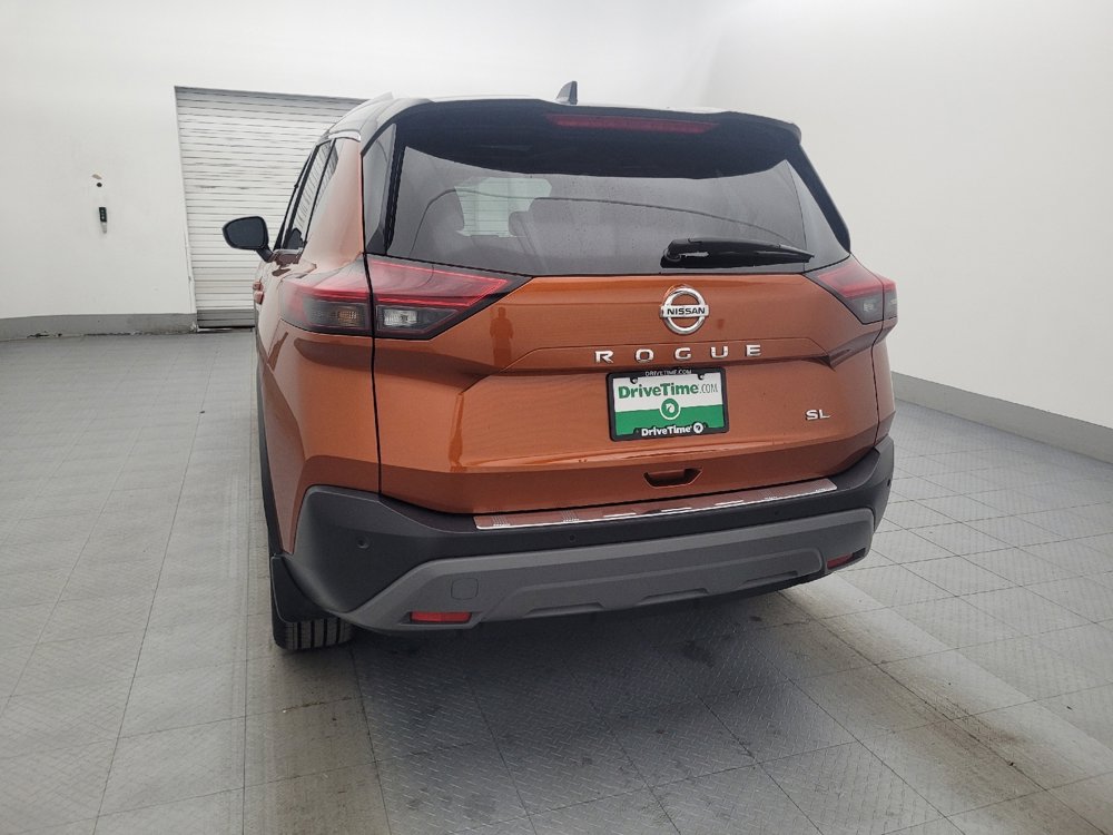 Used 2021 Nissan Rogue SL w/ Premium Package FWD image 6