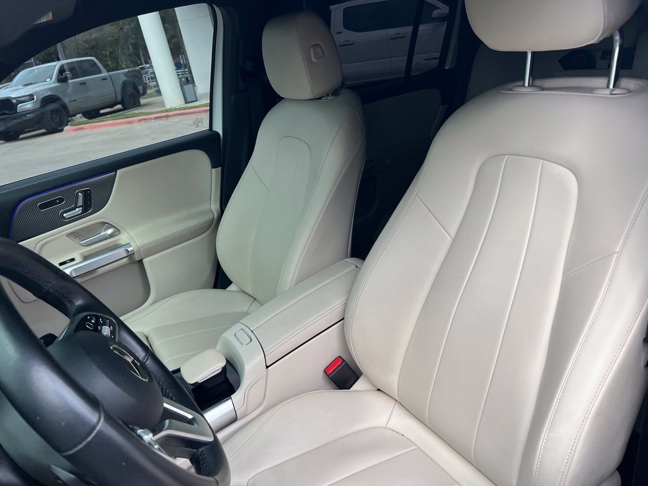 Used 2021 Mercedes-Benz GLB 250 image 10