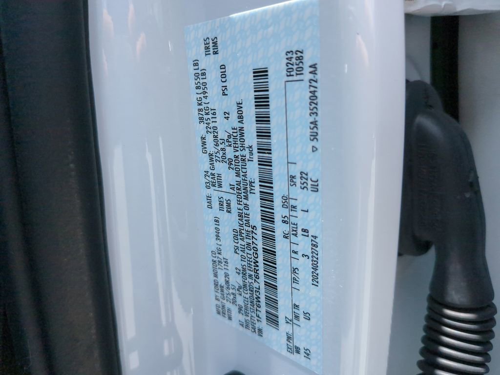 Used 2024 Ford F150 Lightning Flash AWD/4WD image 39