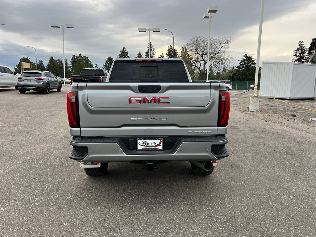 New 2026 GMC Sierra 3500 Denali w/ Denali Reserve Package image 4