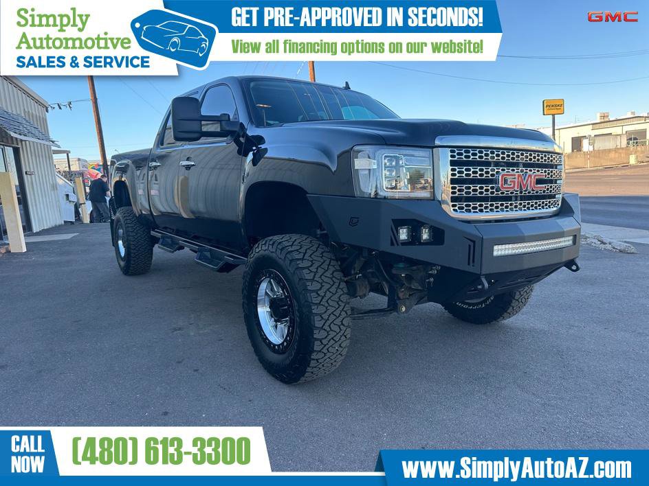 Used 2013 GMC Sierra 2500 Denali w/ Suspension Package, Off-Road image 2