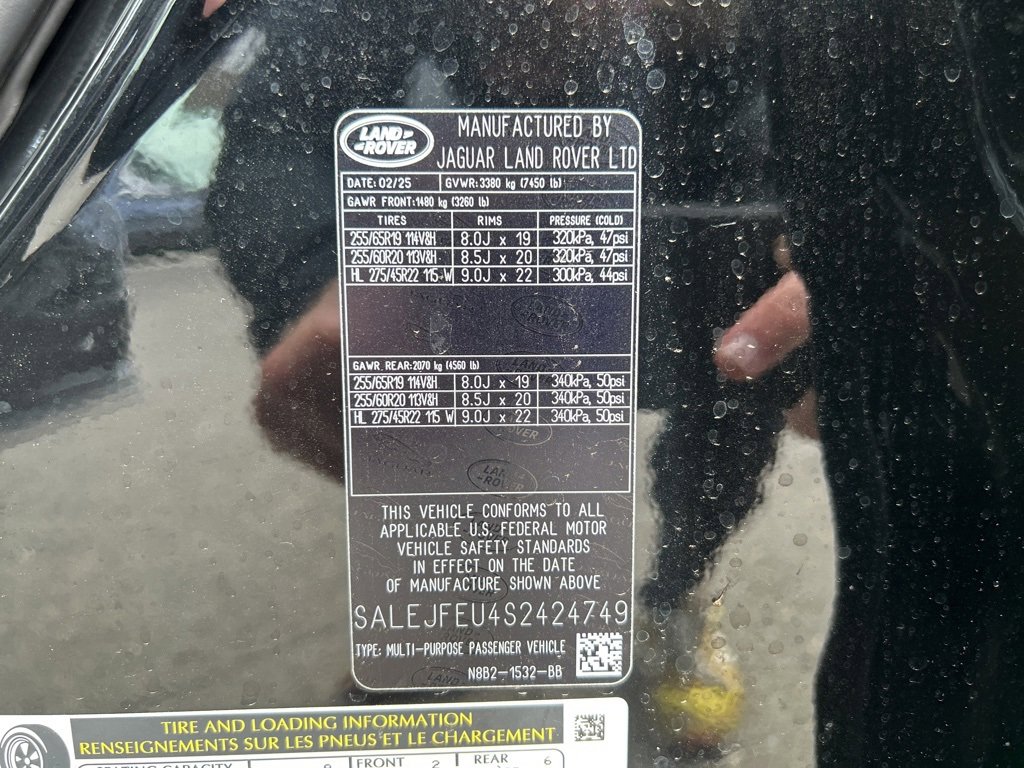 New 2025 Land Rover Defender 130 S image 30