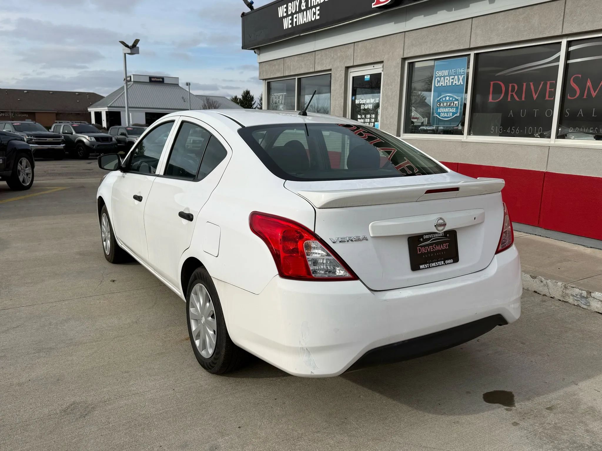 Used 2018 Nissan Versa S Plus image 4