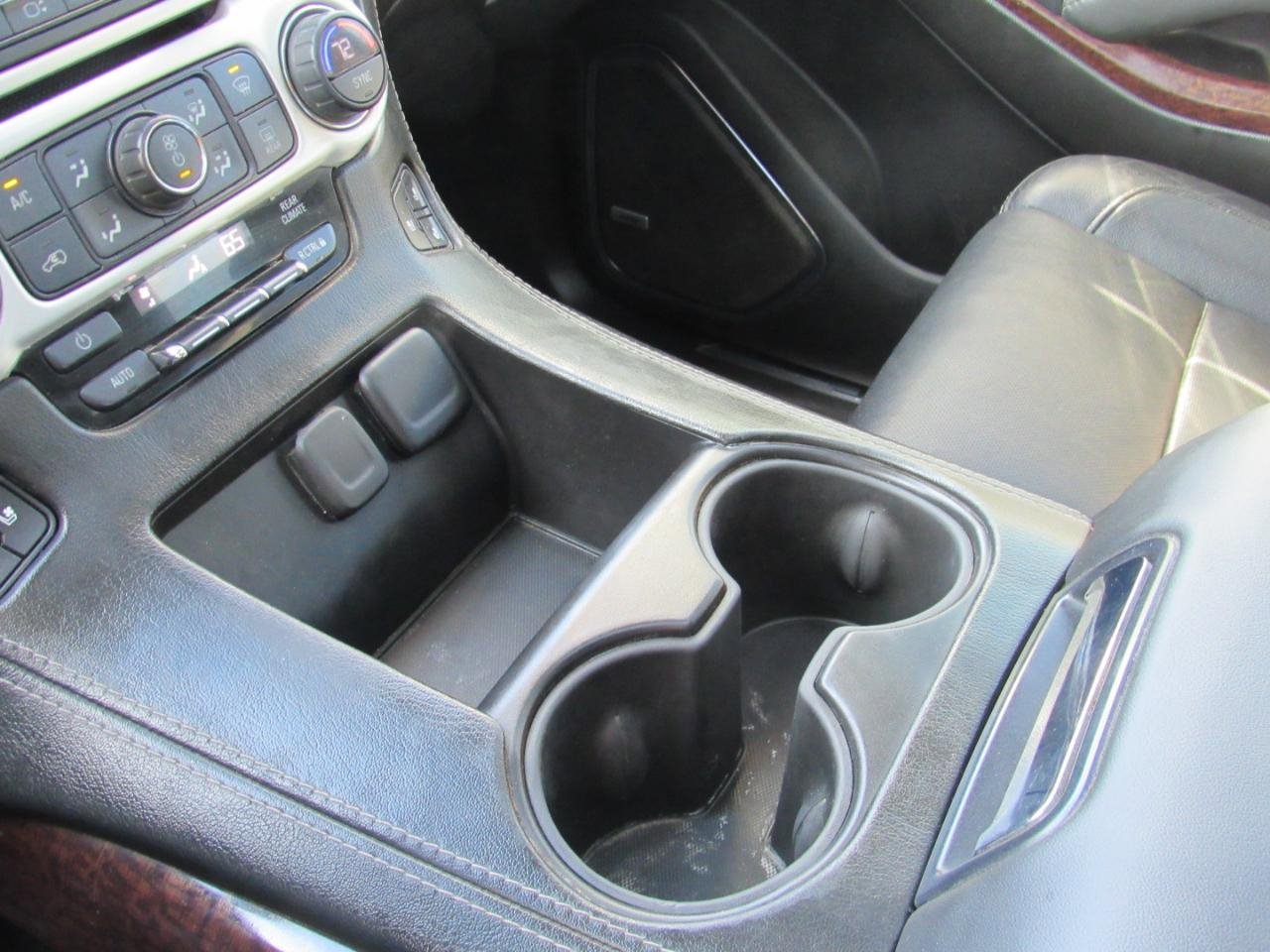 Used 2018 GMC Yukon SLT w/ Open Road Package image 7