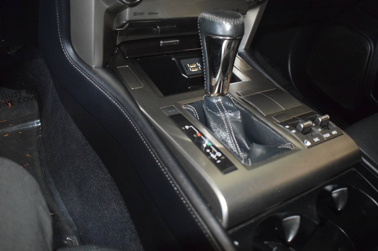 Used 2014 Lexus GX 460 AWD/4WD image 30