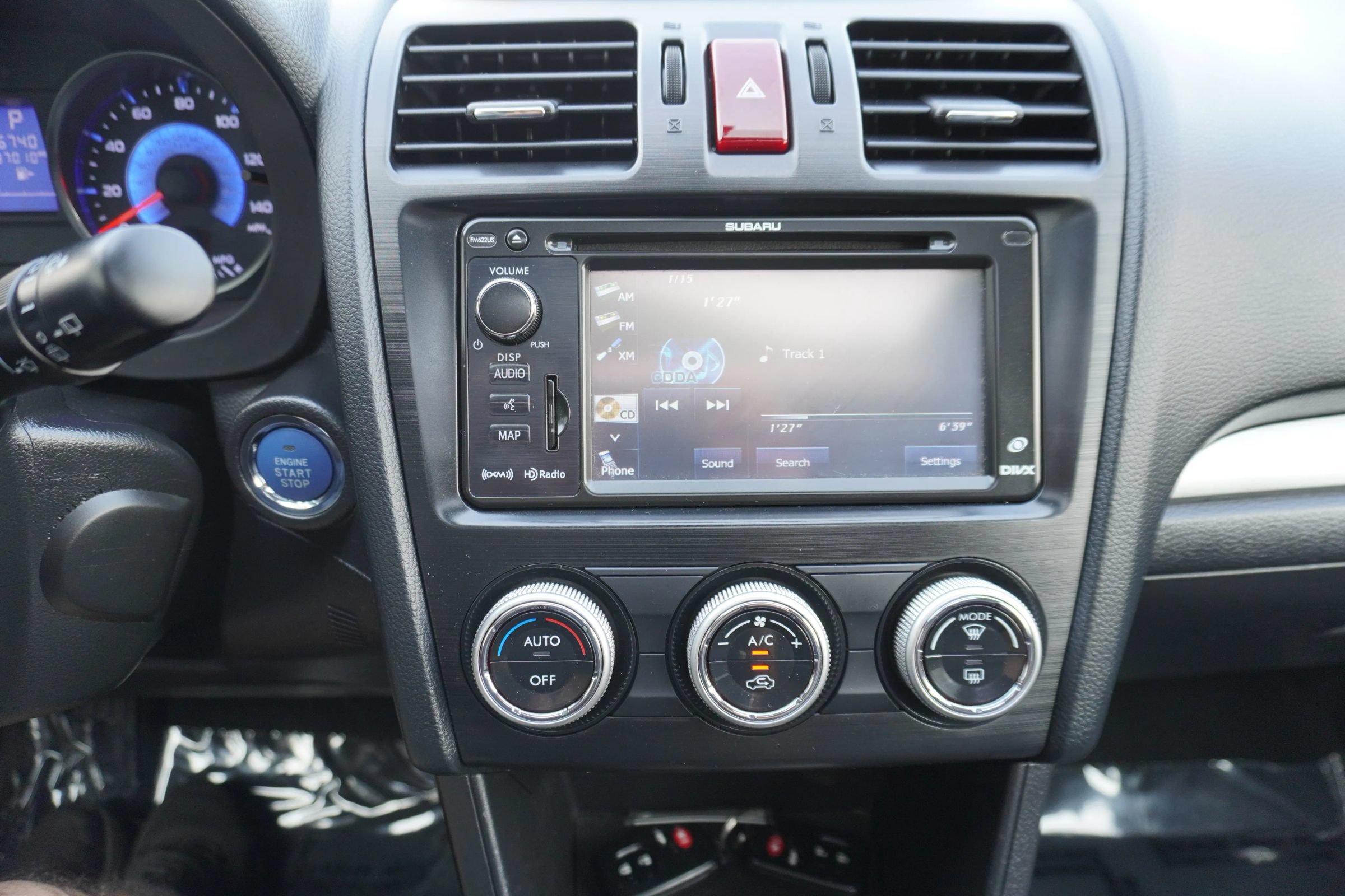 Used 2014 Subaru Crosstrek Touring w/ Popular Package #2 AWD/4WD image 19
