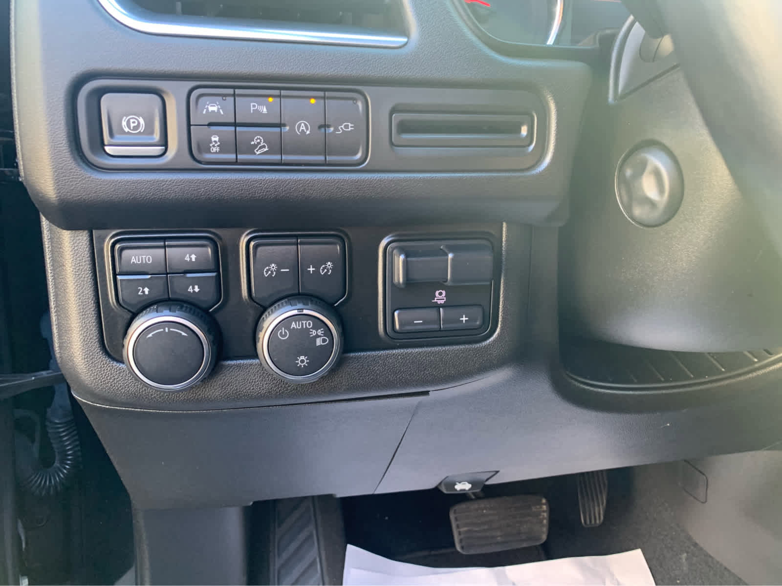 Used 2021 Chevrolet Tahoe Z71 w/ Z71 Signature Package image 14