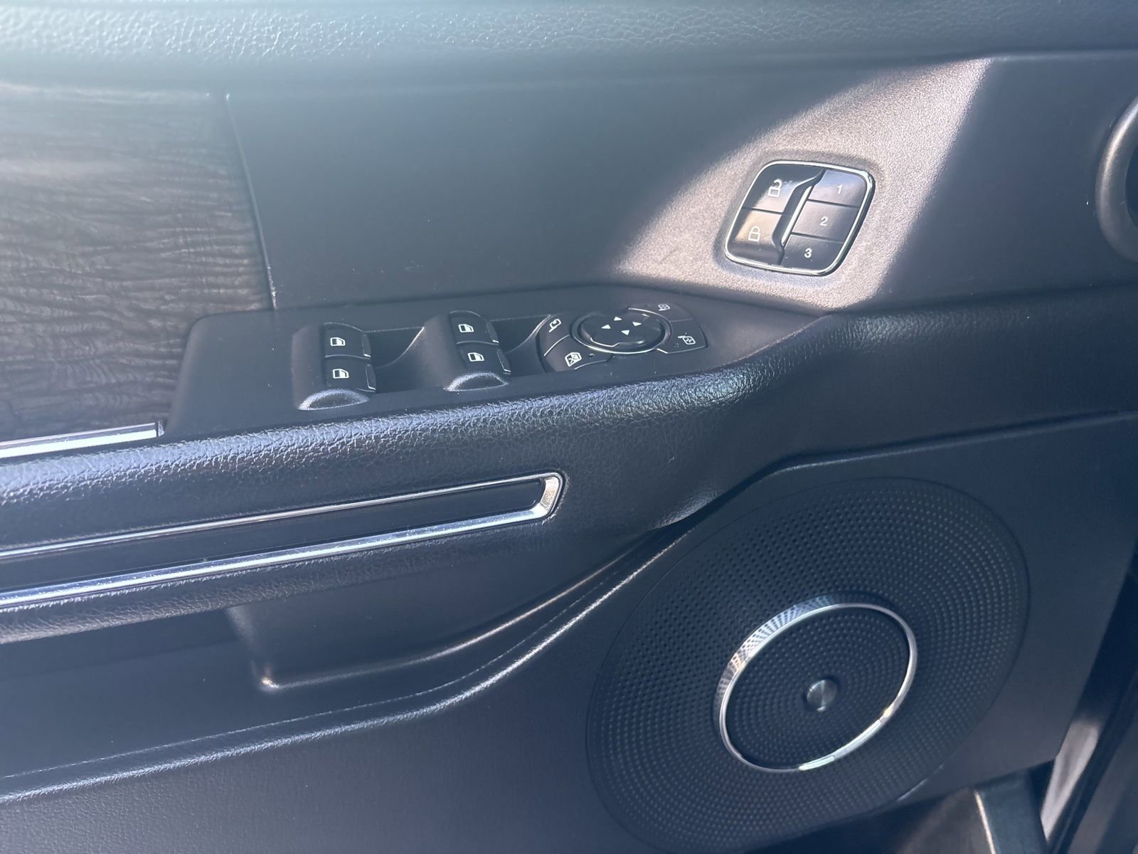 Used 2018 Ford Expedition Limited w/ Equipment Group 302A image 24