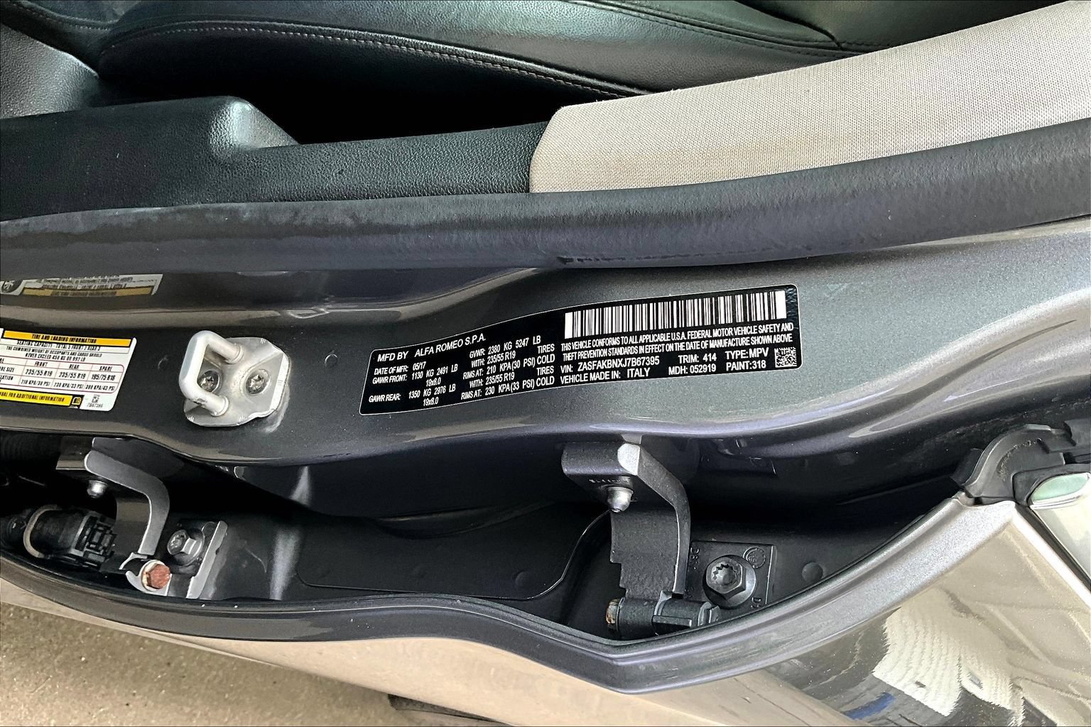 Used 2018 Alfa Romeo Stelvio Ti AWD/4WD image 19