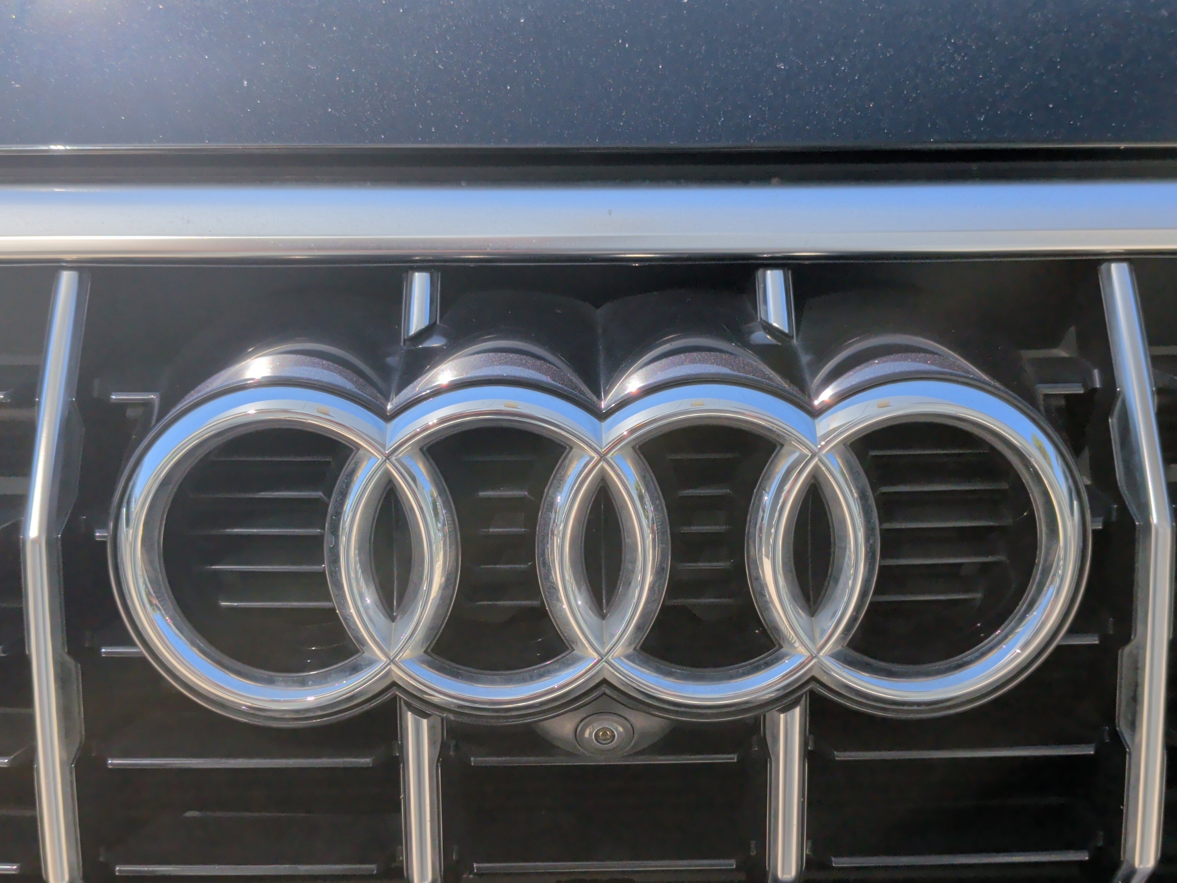 Used 2020 Audi Q3 2.0T Prestige w/ Prestige Package image 12