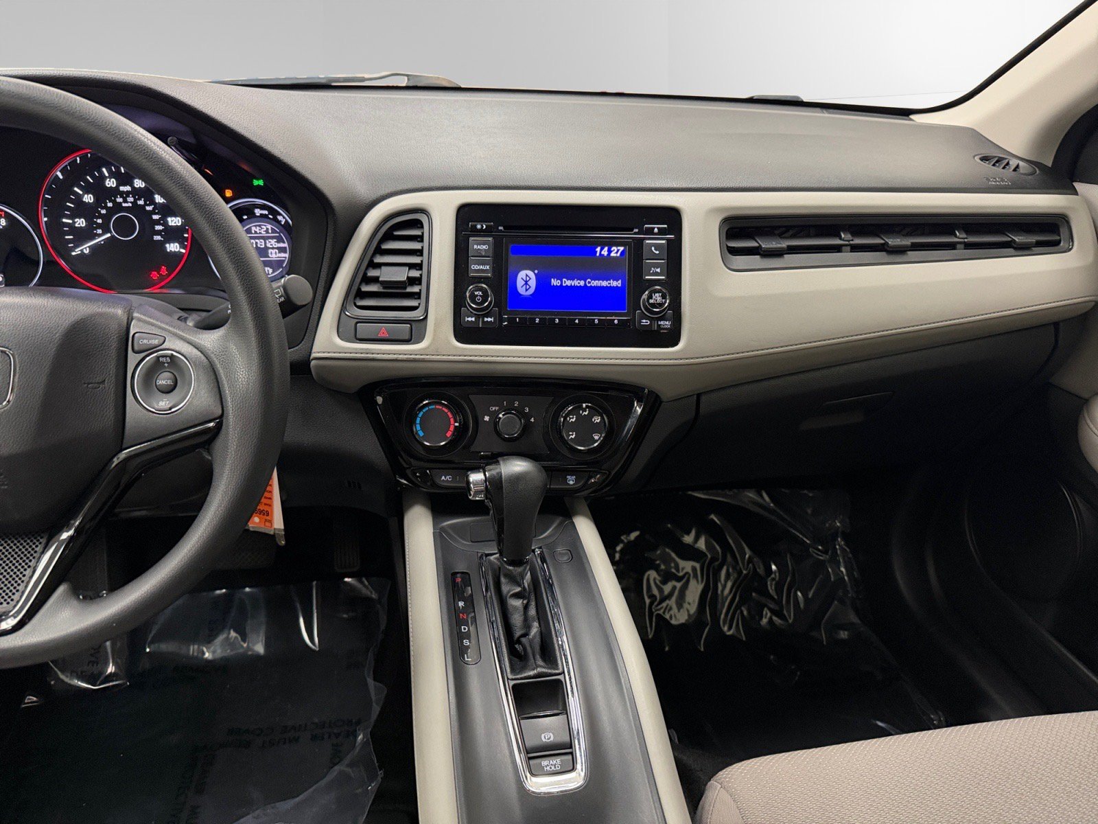 Used 2017 Honda HR-V LX image 11
