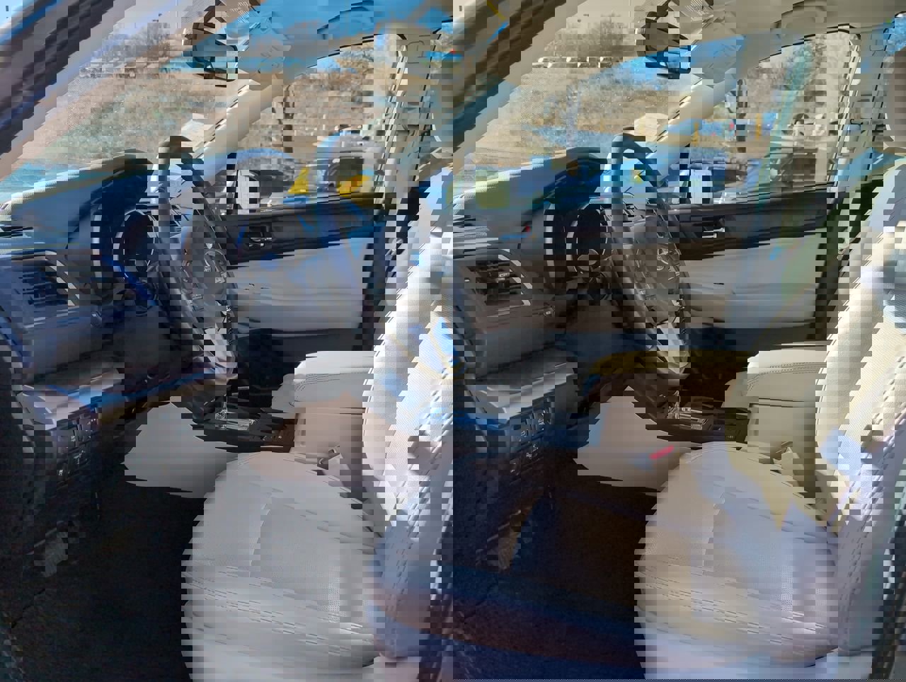 Used 2016 Subaru Outback 3.6R Limited image 10