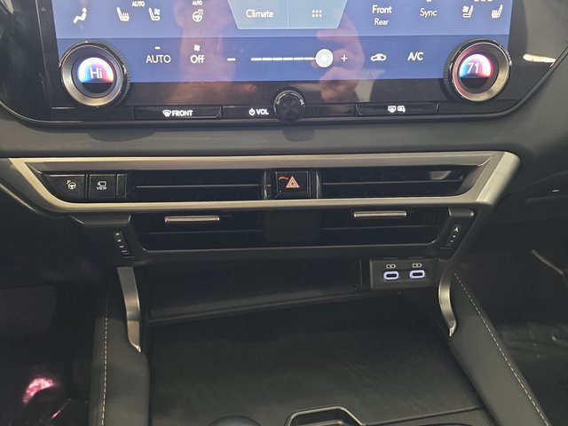 Certified 2024 Lexus RX 350 w/ Convenience Package image 23