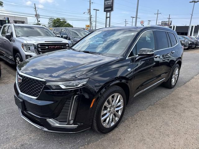 Used 2022 Cadillac XT6 Premium Luxury w/ Technology Package image 4