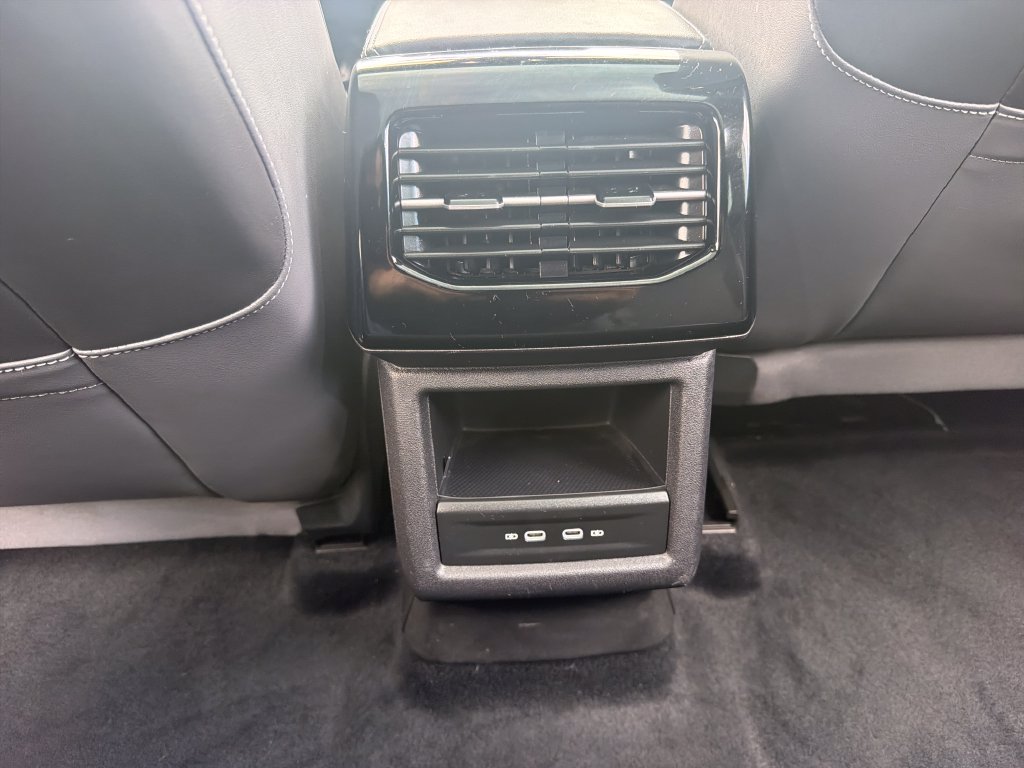Certified 2023 Volkswagen ID.4 Pro S AWD/4WD image 21