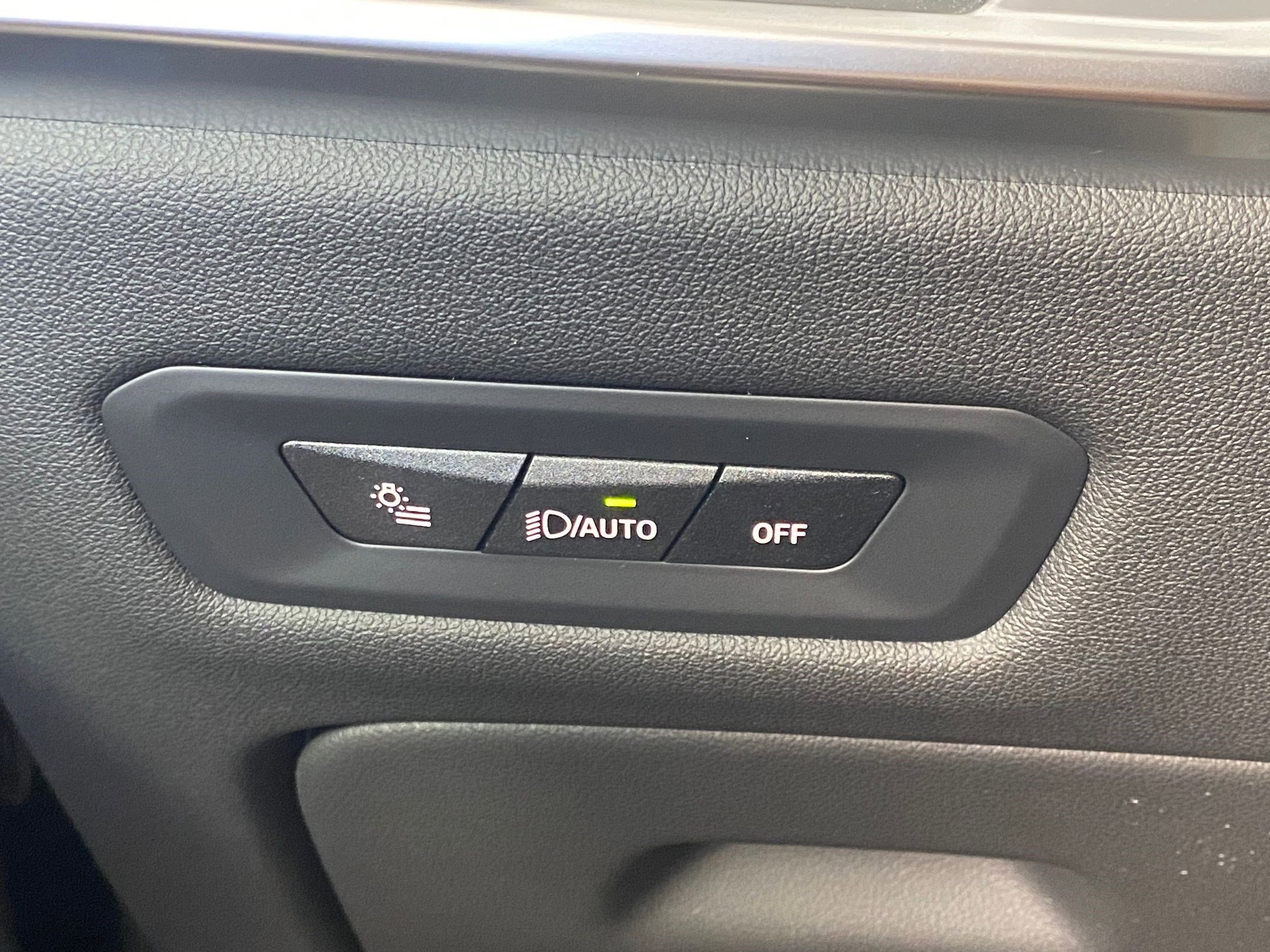 New 2026 BMW X5 xDrive40i w/ M Sport Package image 28