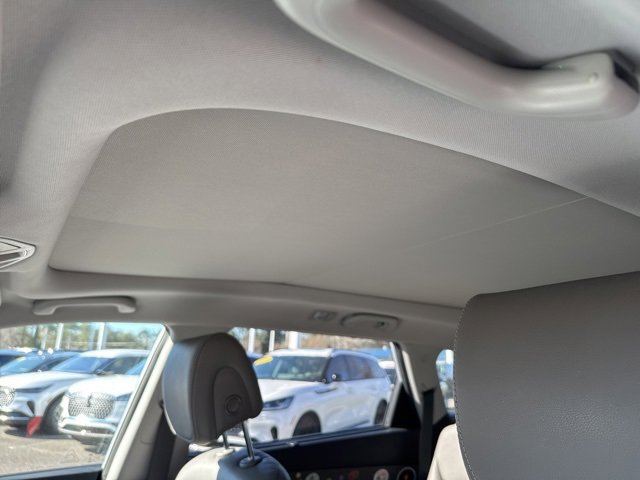 Used 2018 Hyundai Santa Fe Limited image 9