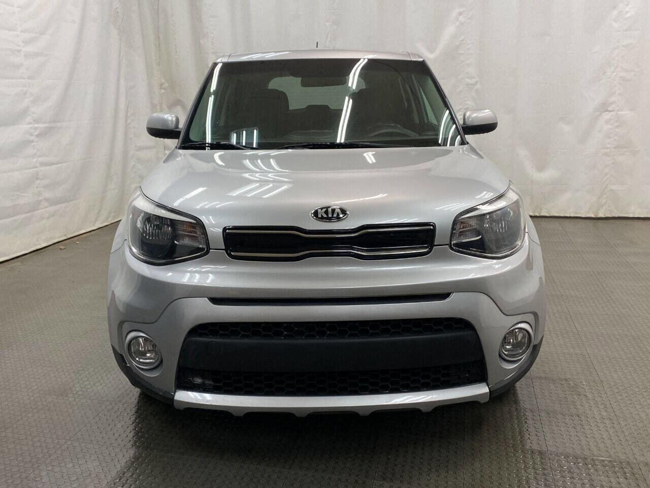 Used 2018 Kia Soul + image 3