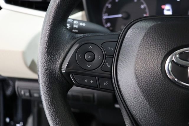 Used 2025 Toyota Corolla LE FWD image 21