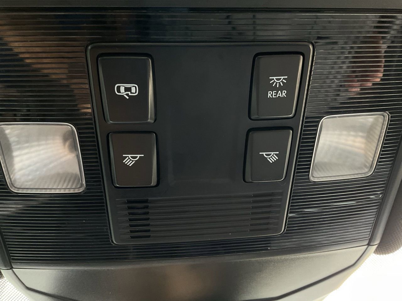 Used 2025 Volkswagen Jetta Sport image 27